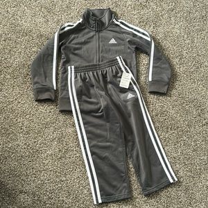 Adidas matching set size 4T
